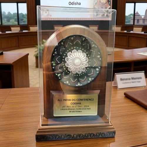 Teak Wood Sliver Flower Memento